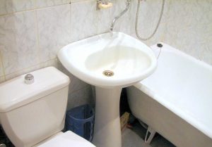 Установка раковины тюльпан в ванной в Сергиевом Посаде